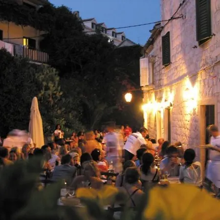 Cheap Sleep Marinero (adults Only) Hostel