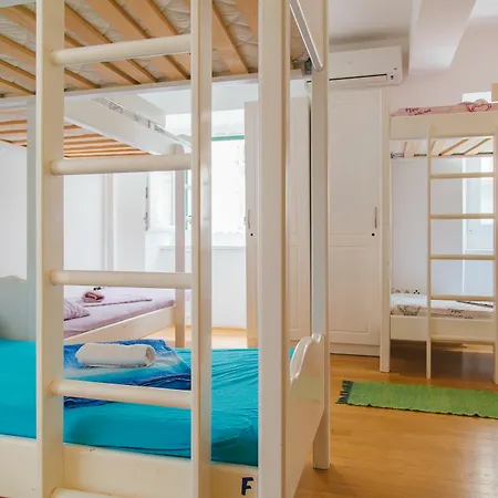 Hostel Cheap Sleep Marinero (adults Only)