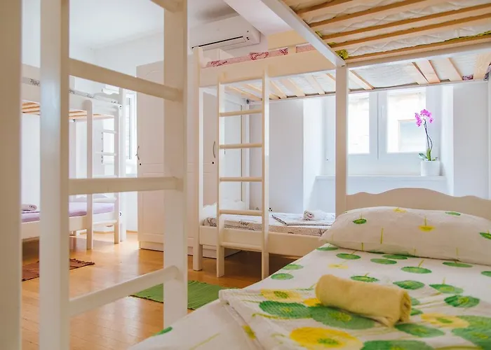 Cheap Sleep Marinero (adults Only) Ostello Hvar Town