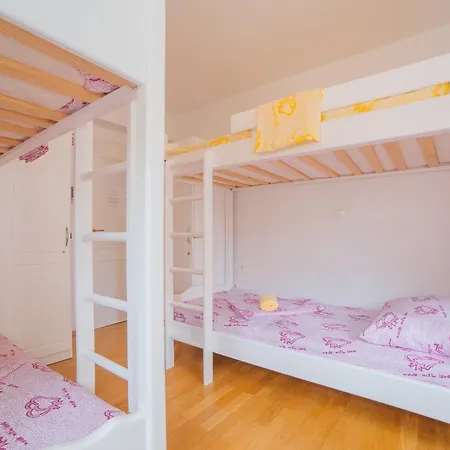 אכסניה Cheap Sleep Marinero (adults Only) חוואר
