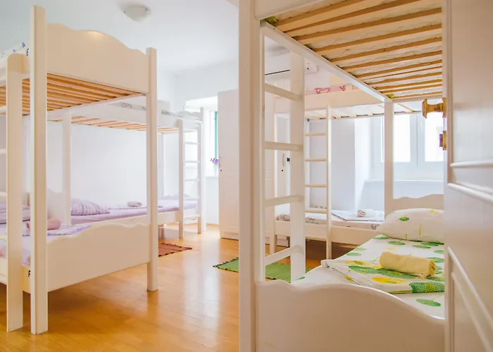 Cheap Sleep Marinero (adults Only) Auberge de jeunesse Hvar Town