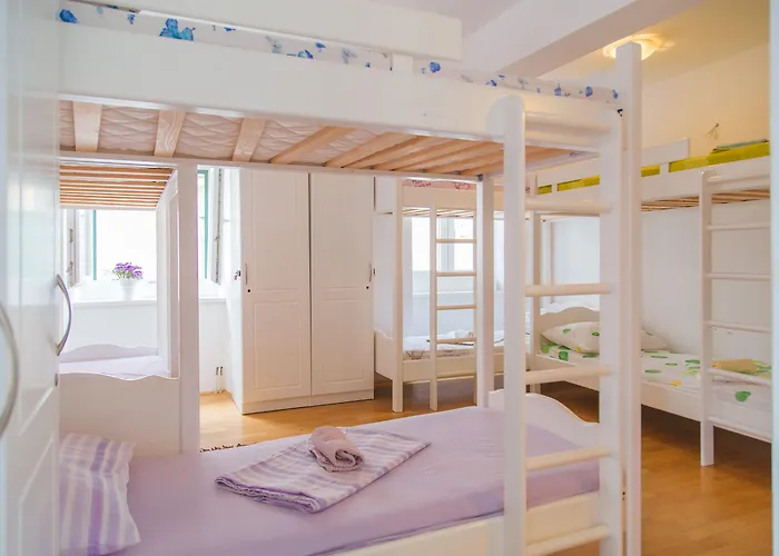 Vandrarhem Cheap Sleep Marinero (adults Only) *